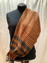 Load image into Gallery viewer, NEW!!!! Reversible sham Shaw