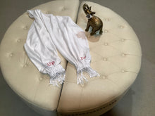 Load image into Gallery viewer, Sham Shawl